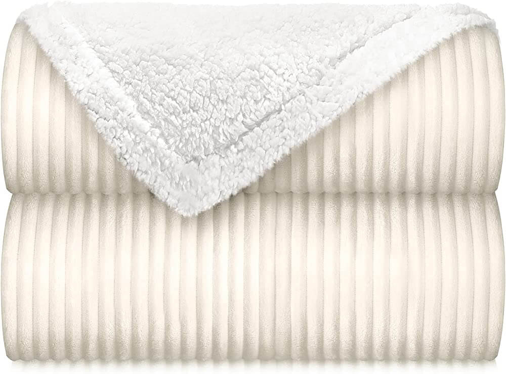 Super Soft Plush Blanket for Sofa, Couch & Bed