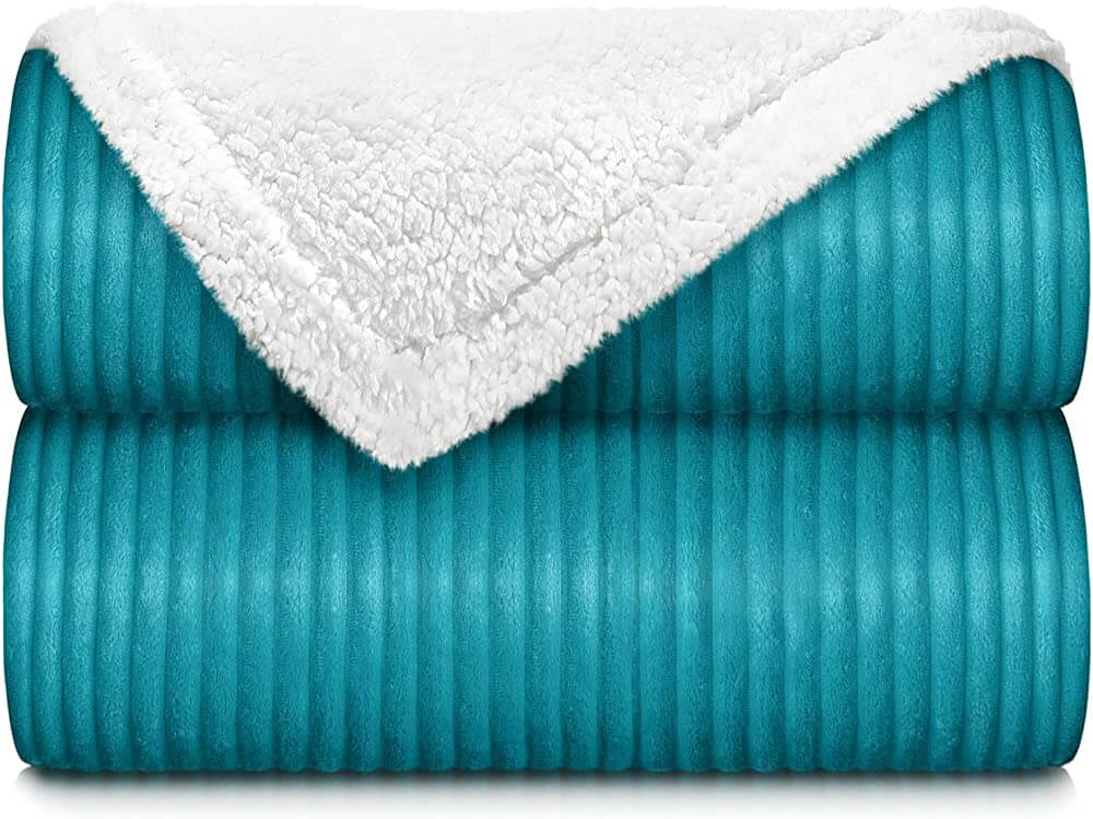 Super Soft Plush Blanket for Sofa, Couch & Bed