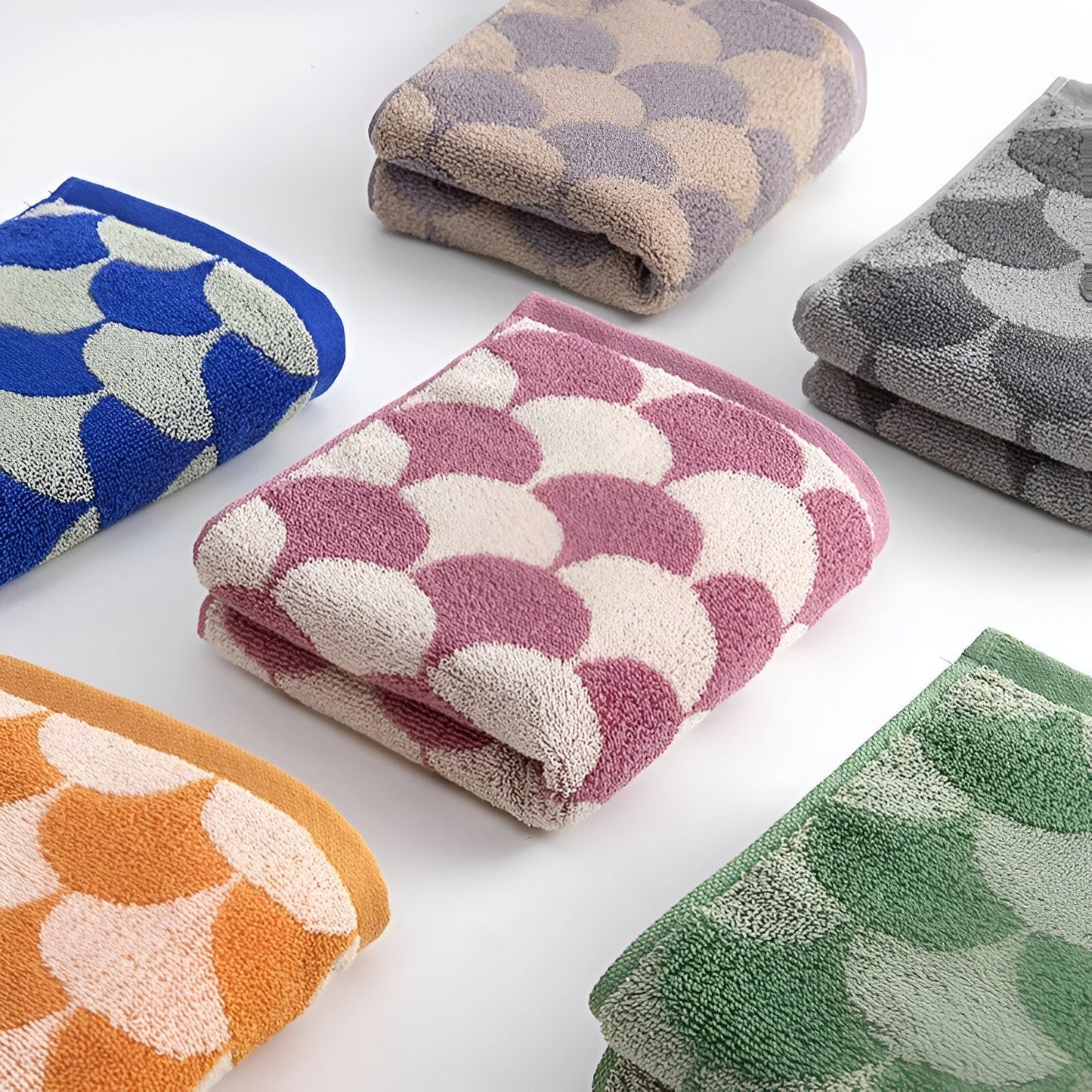 Cotton Towel Set with Fan Pattern