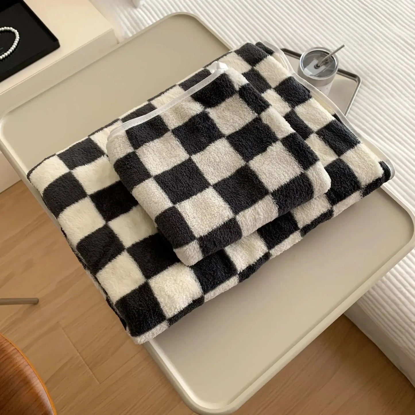 Large Black and White Checkered Bath Towels