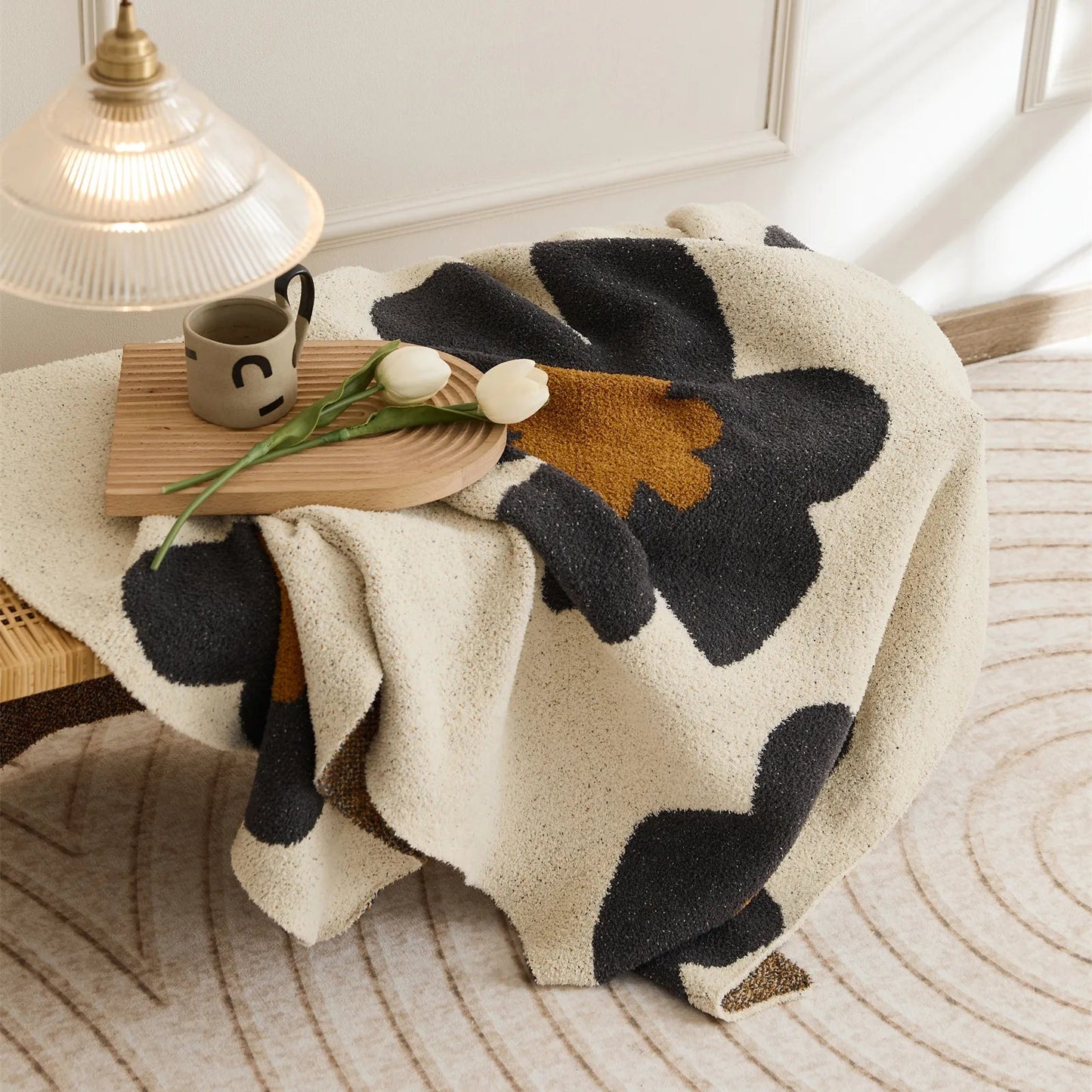 Super Soft Floral Pattern Throw Blanket