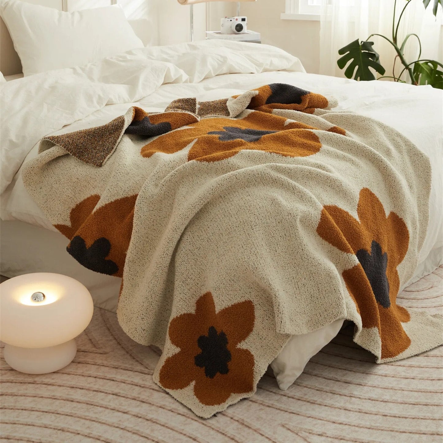 Super Soft Floral Pattern Throw Blanket